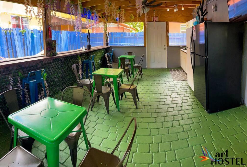 Summer Gardens Wynwood Concept Miami Luaran gambar